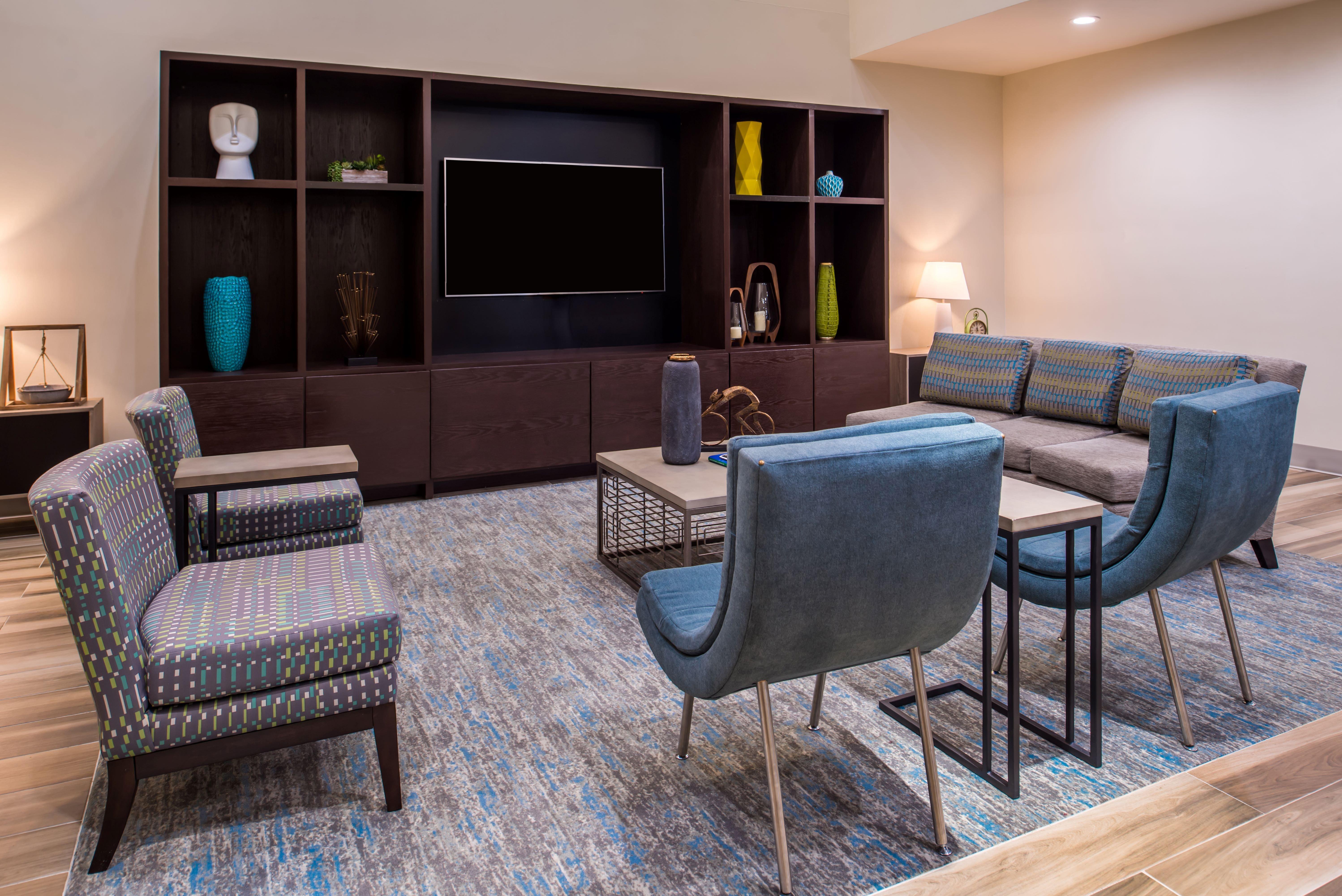 Holiday Inn And Suites Addison By Ihg Ngoại thất bức ảnh