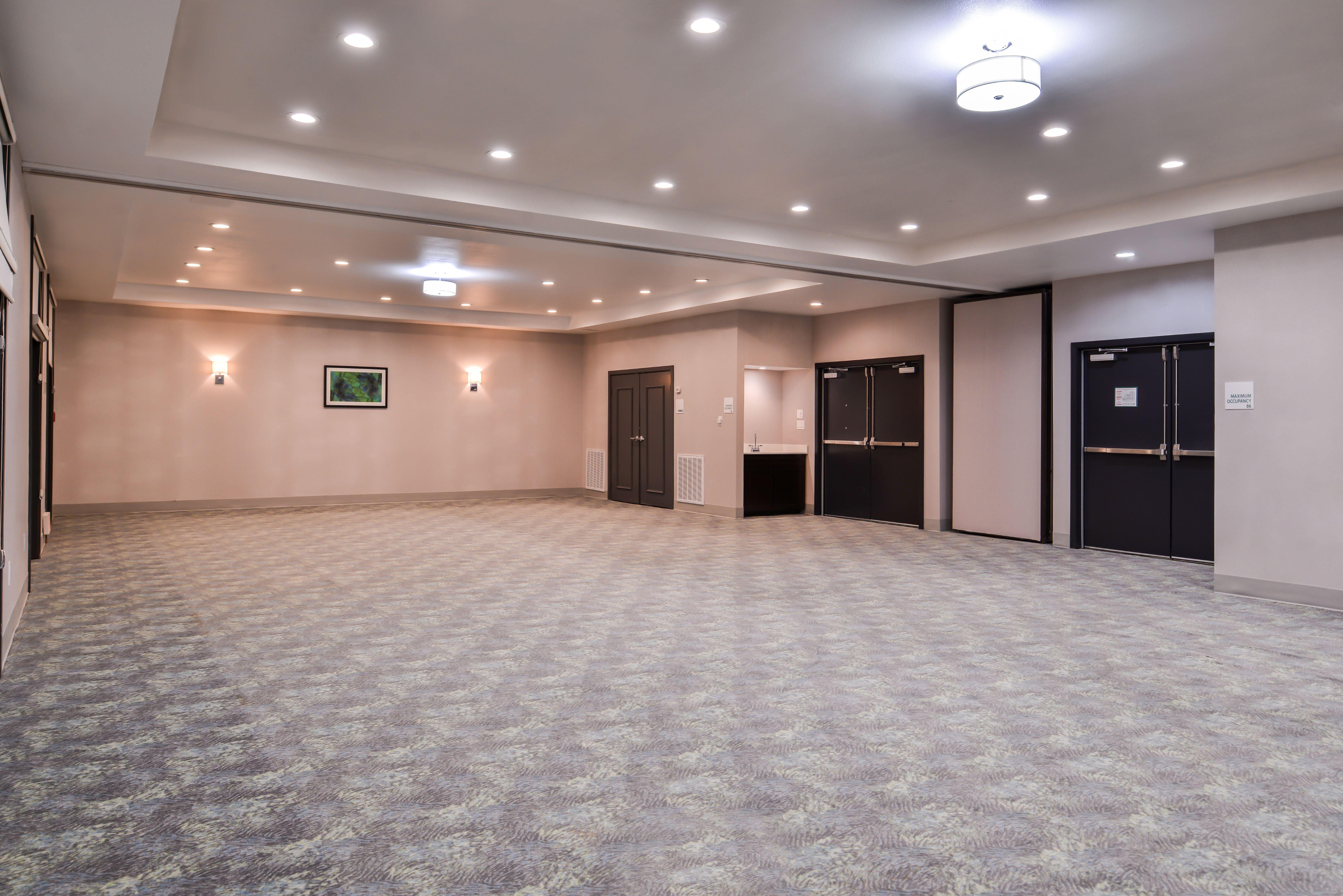 Holiday Inn And Suites Addison By Ihg Ngoại thất bức ảnh