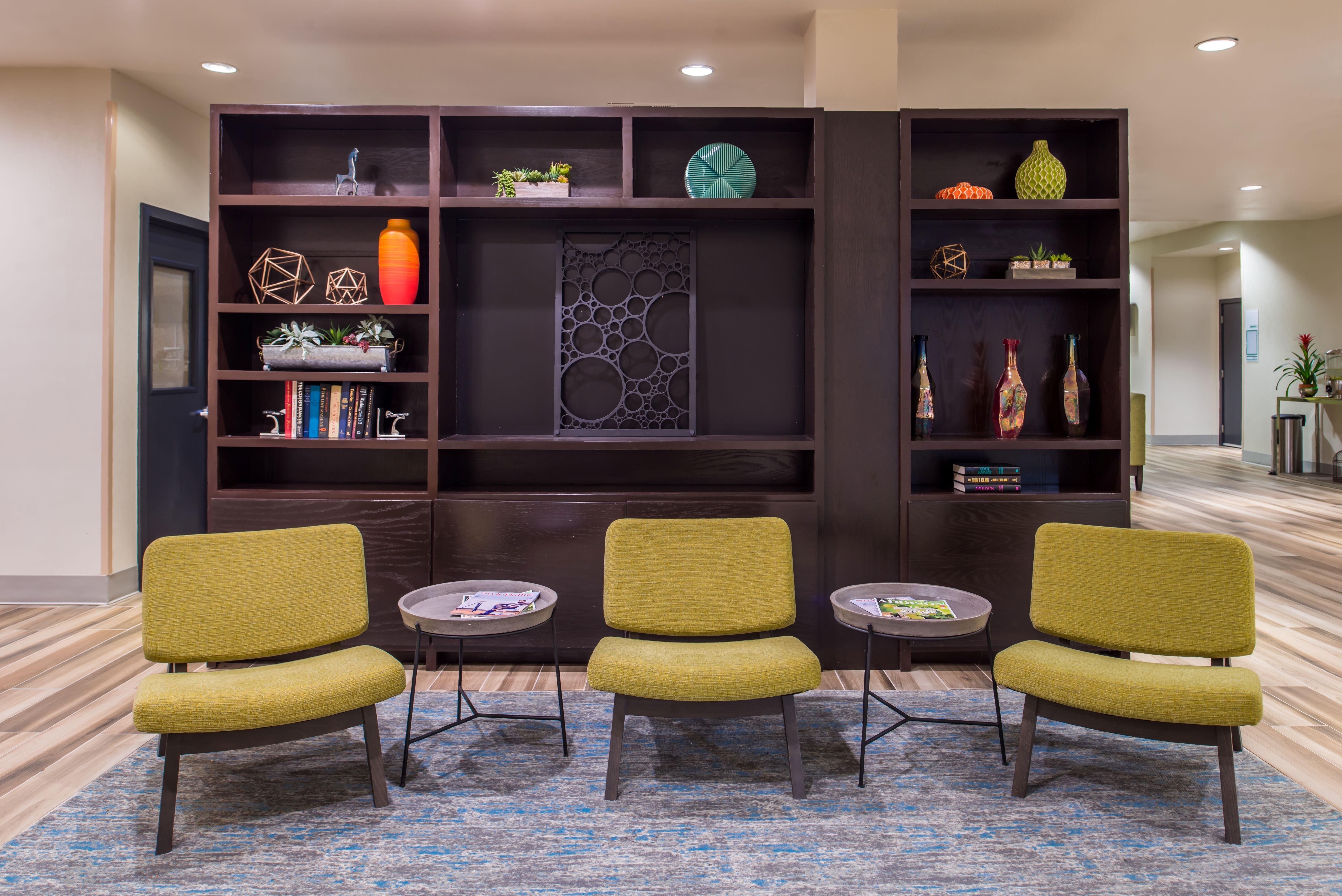 Holiday Inn And Suites Addison By Ihg Ngoại thất bức ảnh